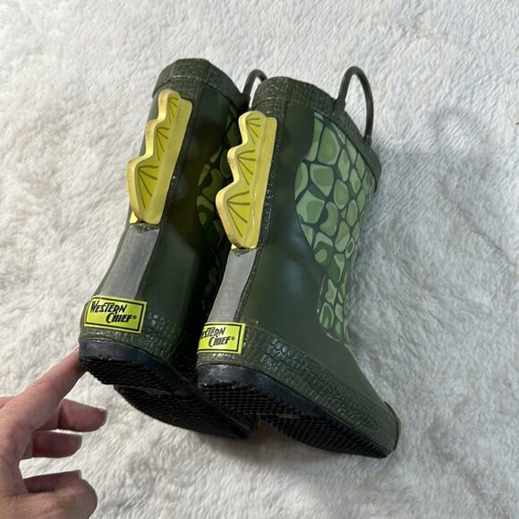 WESTERN CHIEF   Kids green dinosaur RAIN BOOTS size 7/8 - Picture 6 of 8